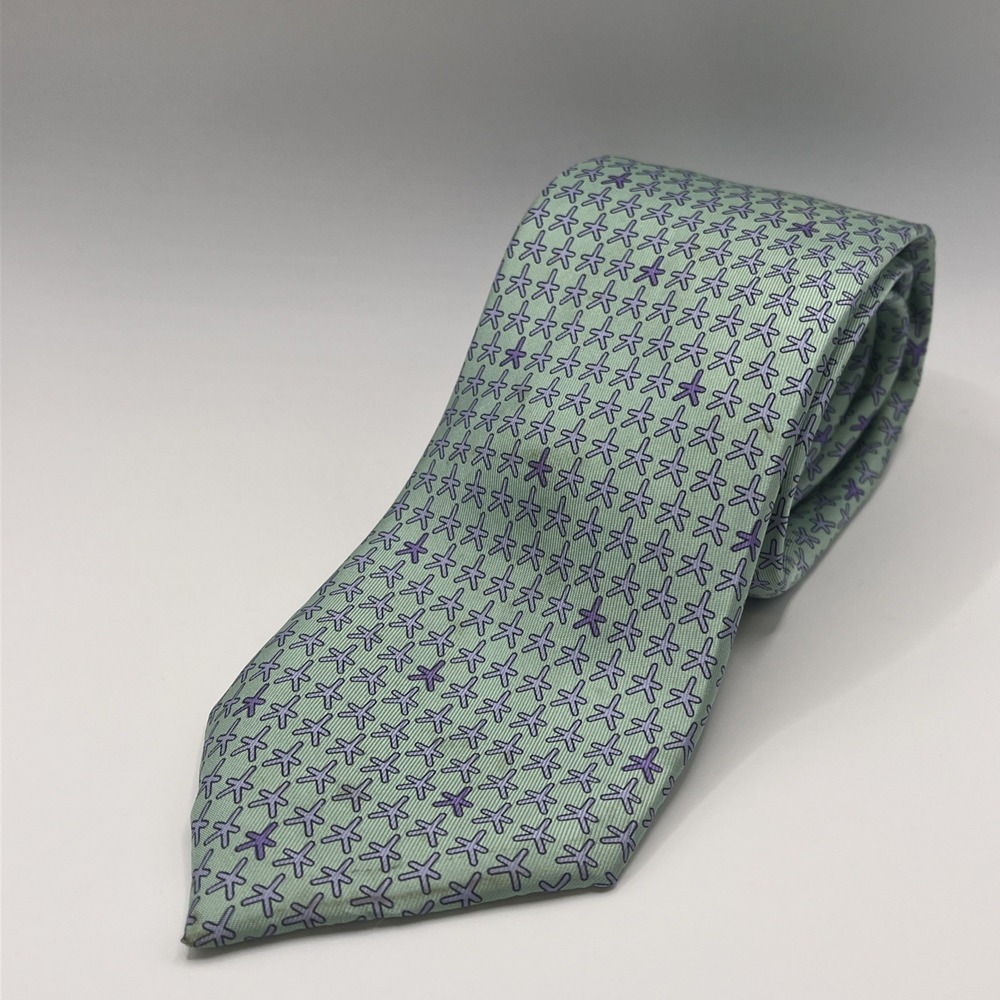 HERMES Silk Tie Light Green With Purple Geometric Pattern Made In France 5056 PA